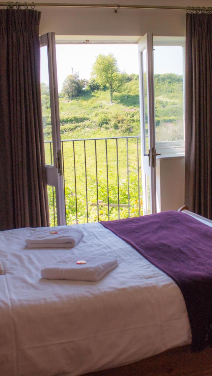 Three Horseshoes Inn Powerstock Esterno foto