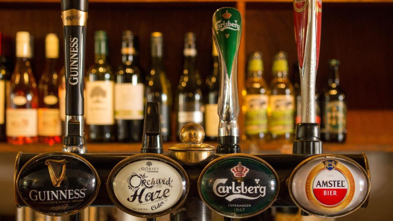 Three Horseshoes Inn Powerstock Esterno foto