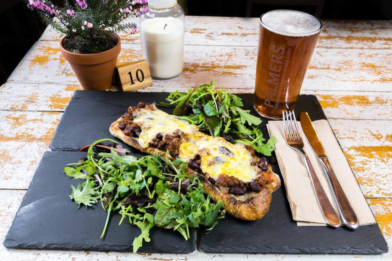 Three Horseshoes Inn Powerstock Esterno foto